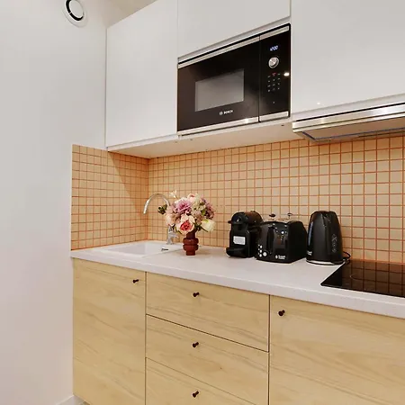Cosy Faubourg Saint-denis 4p Apartment